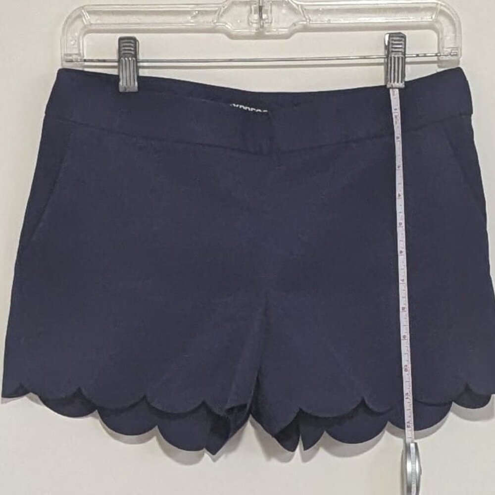 Express navy blue shorts Scalloped edge size 0